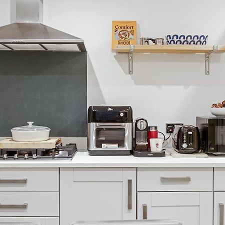 Luxurious 3 Bedroom Apartment In Park Estate ノッティンガム エクステリア 写真