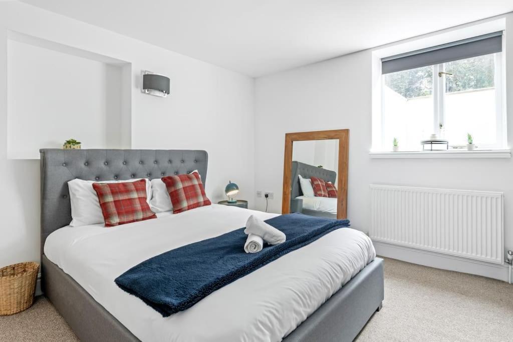 Luxurious 3 Bedroom Apartment In Park Estate ノッティンガム エクステリア 写真