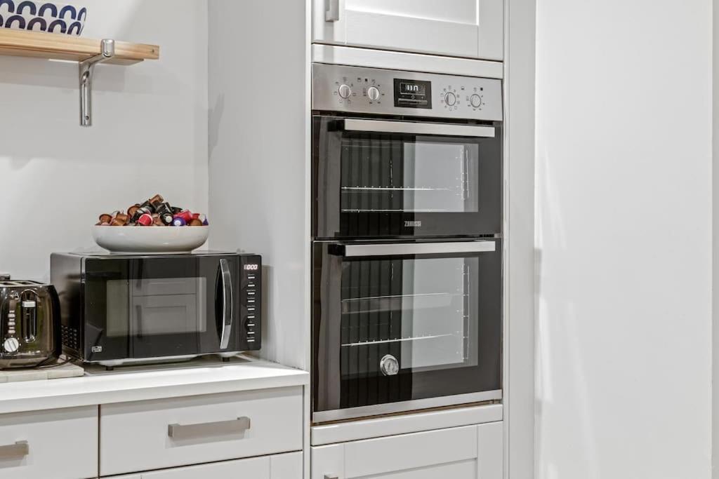 Luxurious 3 Bedroom Apartment In Park Estate ノッティンガム エクステリア 写真