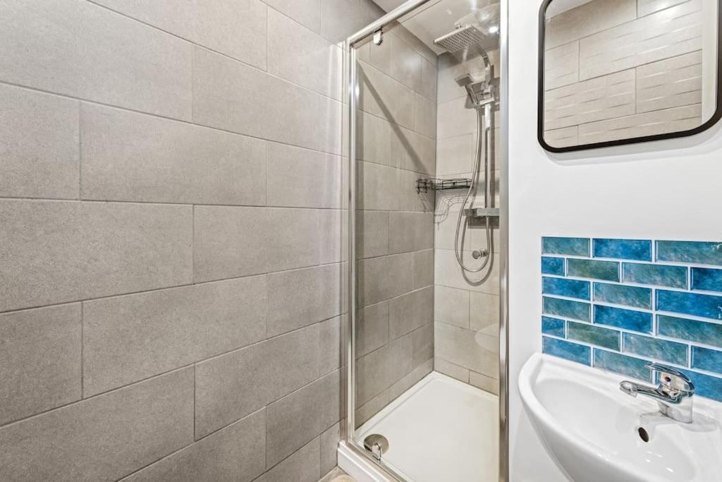 Luxurious 3 Bedroom Apartment In Park Estate ノッティンガム エクステリア 写真