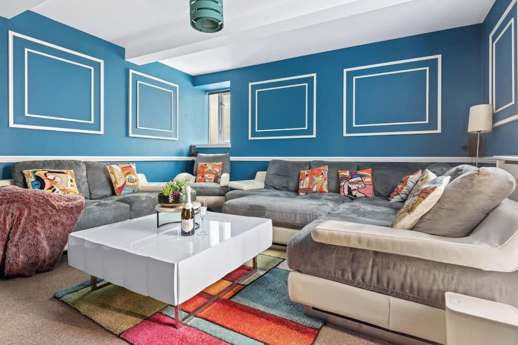 Luxurious 3 Bedroom Apartment In Park Estate ノッティンガム エクステリア 写真